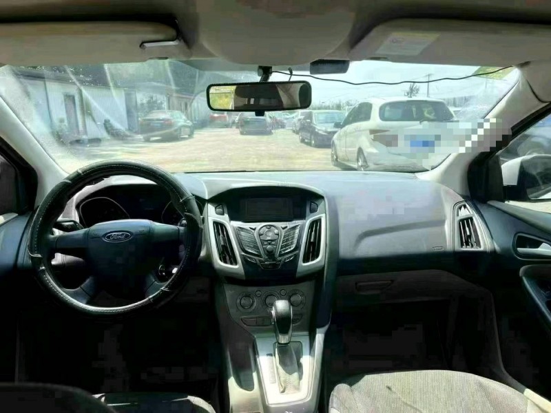 菏泽14年福特福克斯4