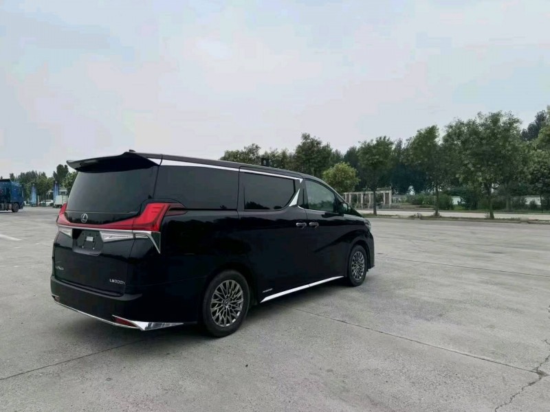 重庆23年雷克萨斯LM300H4