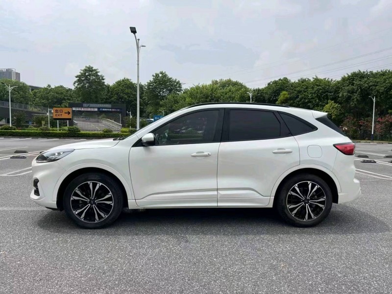 广州20年福特锐际3