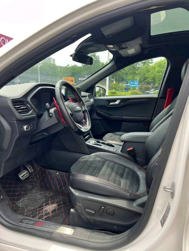 广州20年福特锐际4