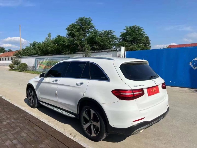 青岛19年奔驰GLC4