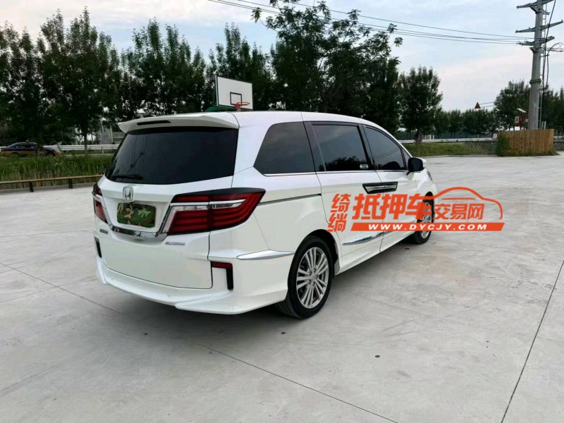 徐州18年本田艾力绅8