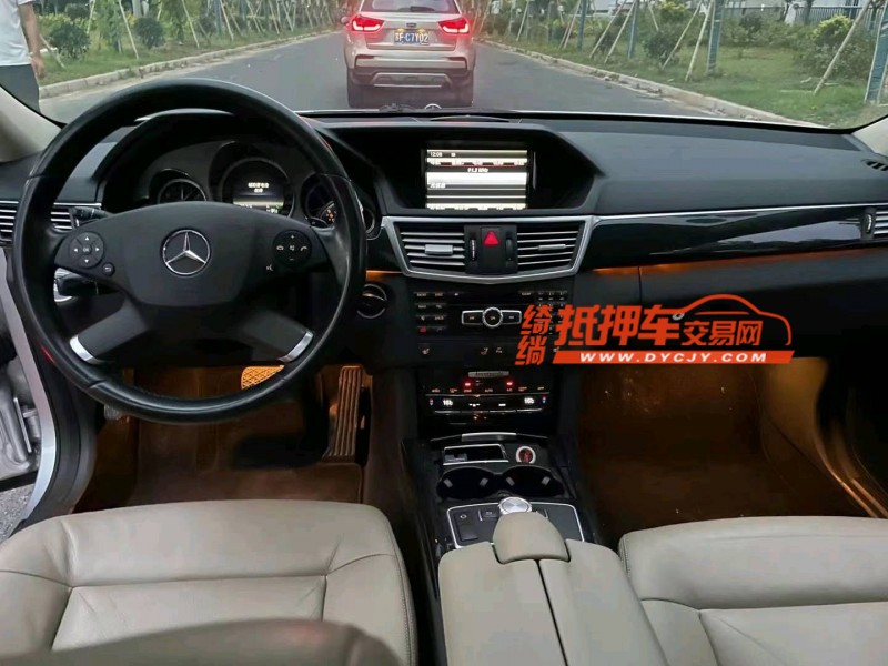 徐州13年奔驰E8