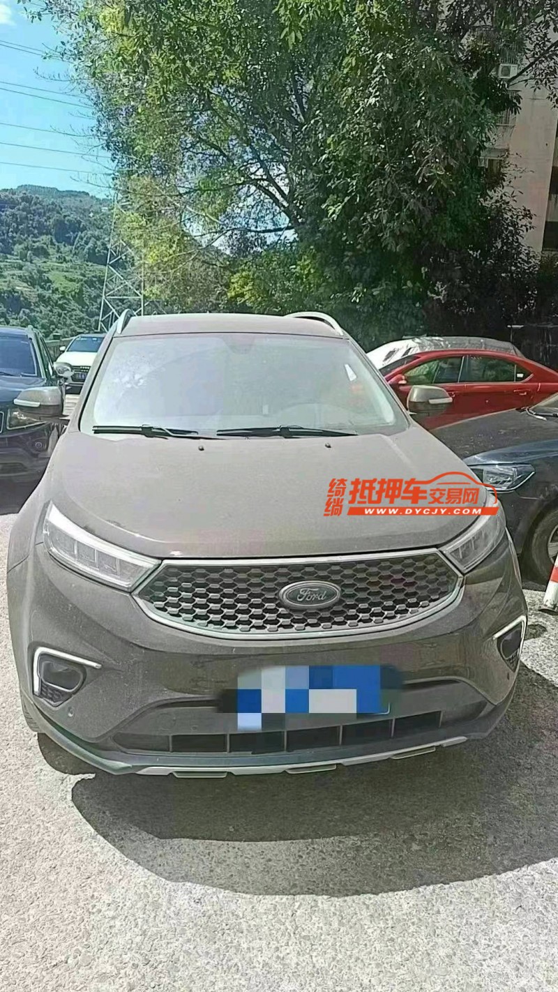 重庆20年福特领界1