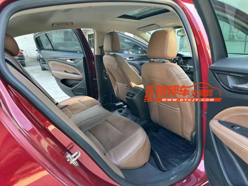 徐州18年别克君威7