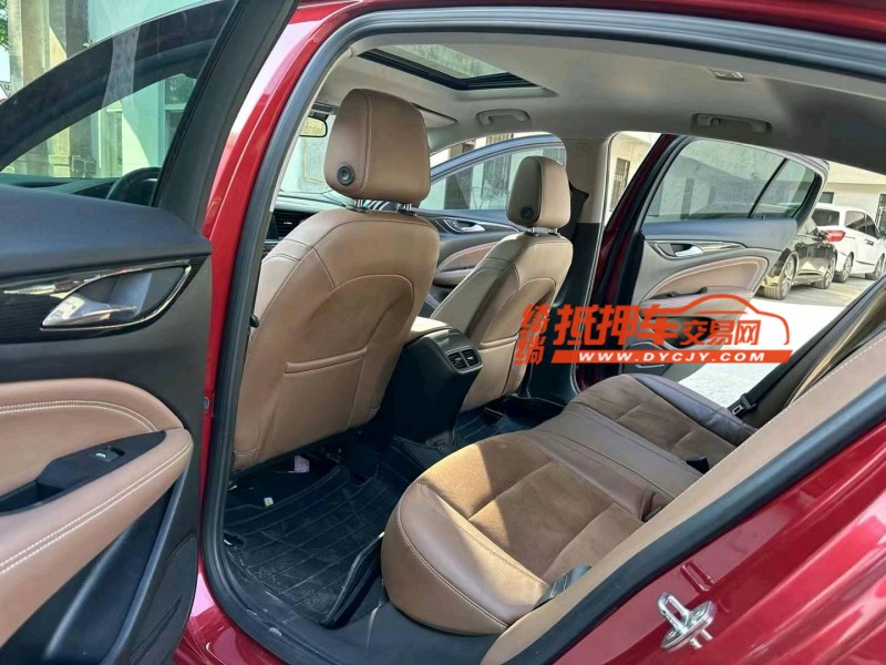 徐州18年别克君威8