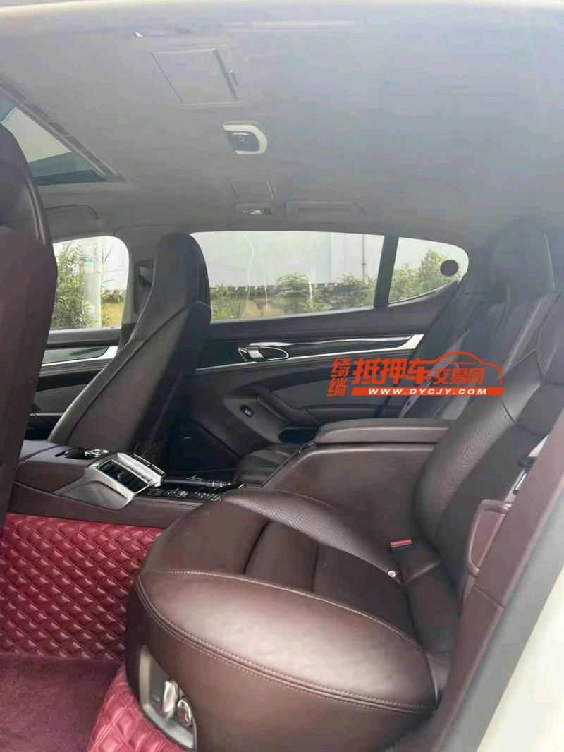 菏泽16年保时捷帕拉梅拉7