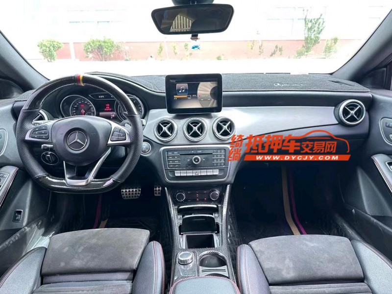 徐州17年奔驰CLA6