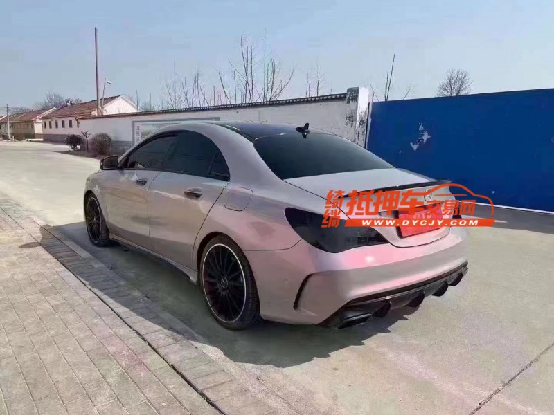 青岛18年奔驰AMG4
