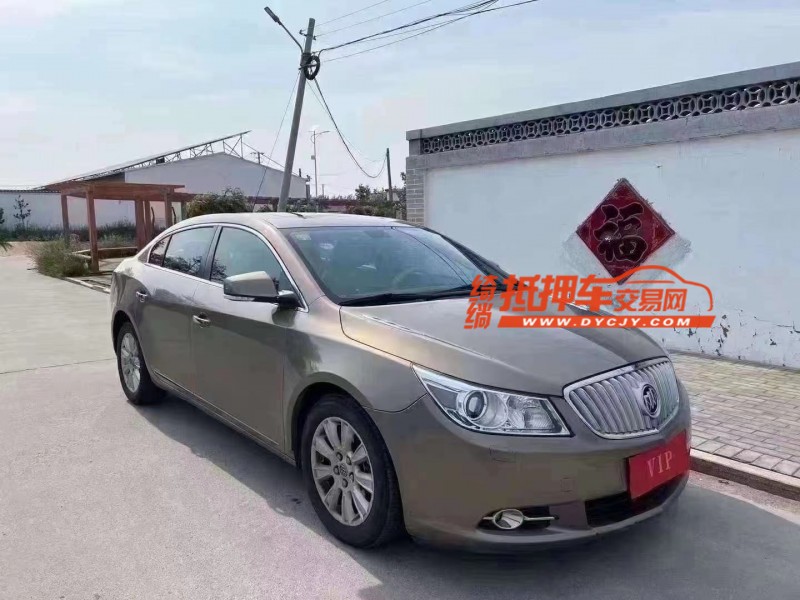 青岛13年别克君越3