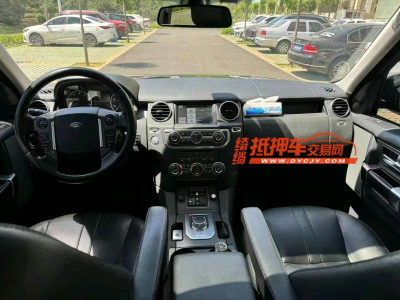 邢台17年路虎发现8