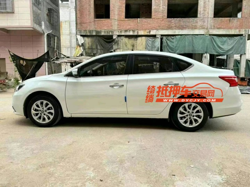 防城港16年日產軒逸7