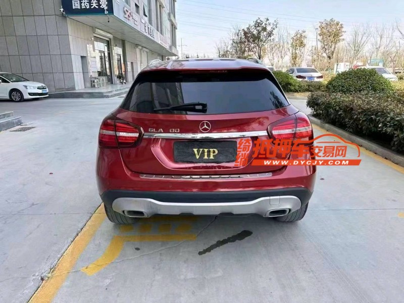 潍坊18年奔驰GLA2