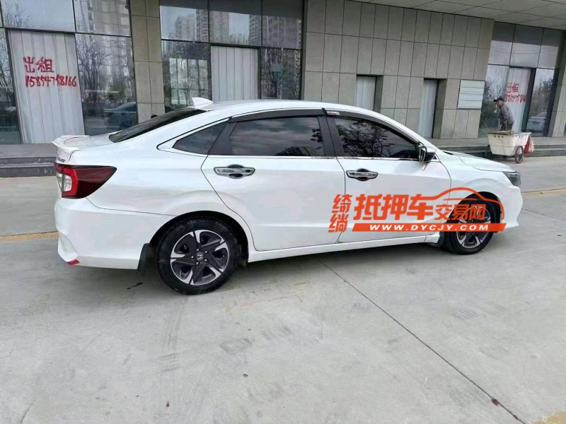 济宁21年本田享域5