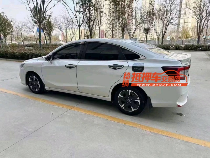 济宁21年本田享域6