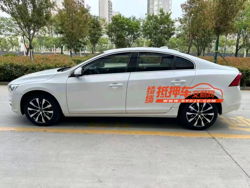 烟台19年沃尔沃S60L3