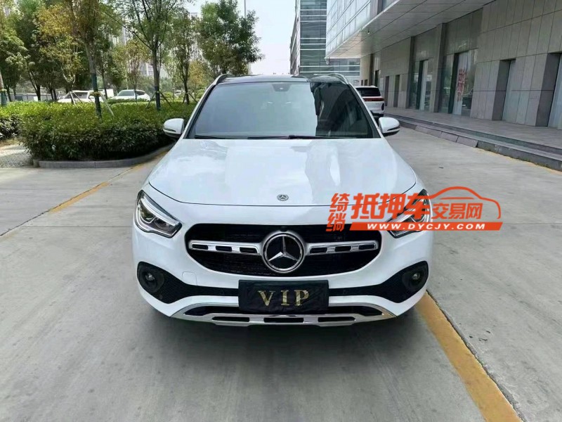 烟台21年奔驰GLA1