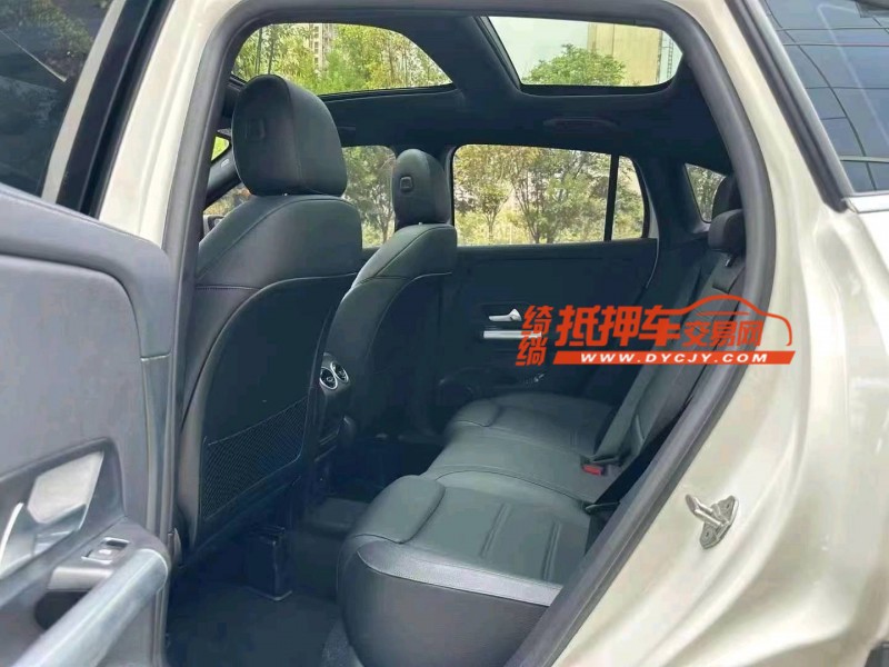 烟台21年奔驰GLA4