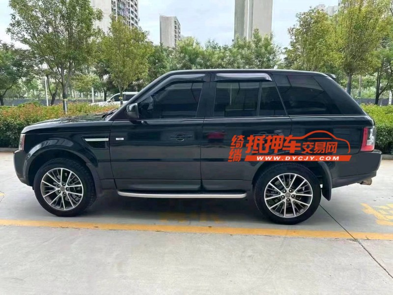 济宁12年路虎揽胜4