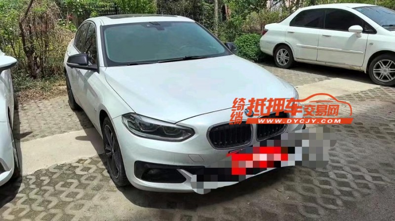 济宁18年宝马1系1