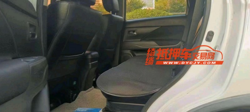 臺州17年三菱歐藍德8
