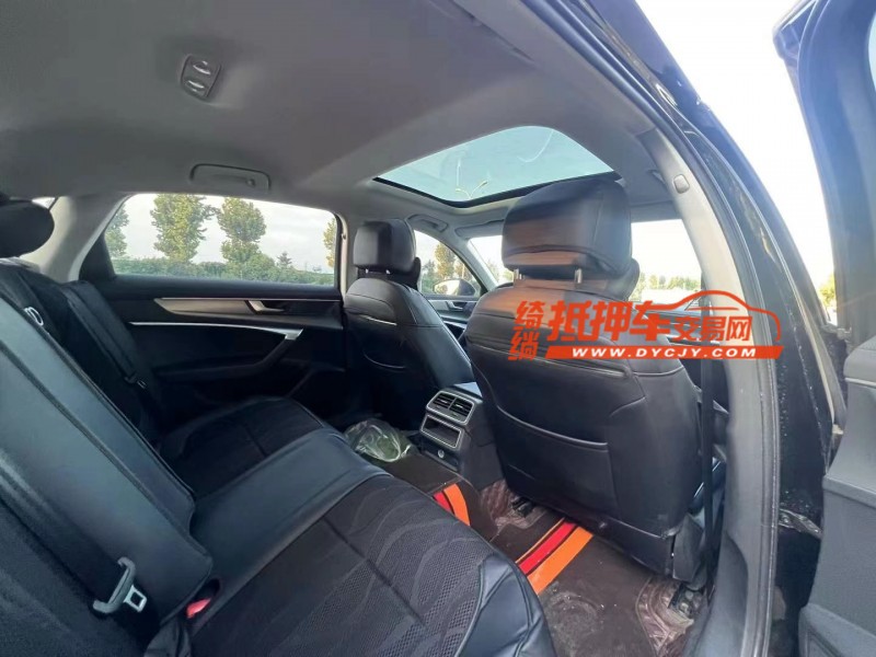 济宁22年奥迪A6L5