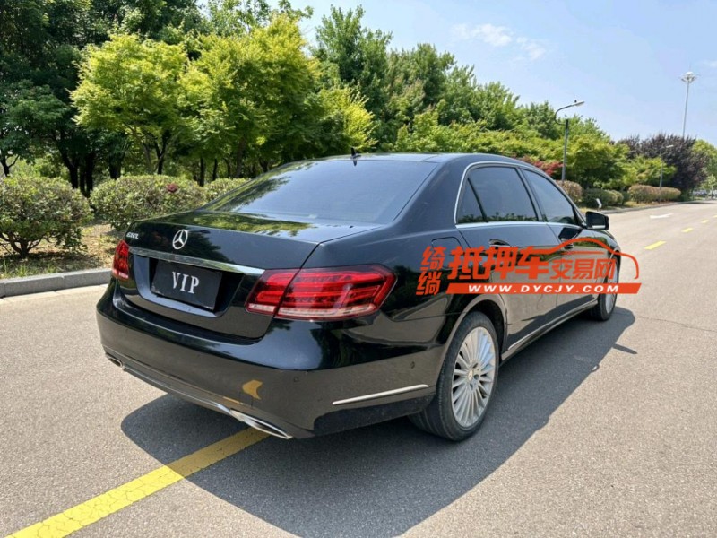 盐城15年奔驰E8