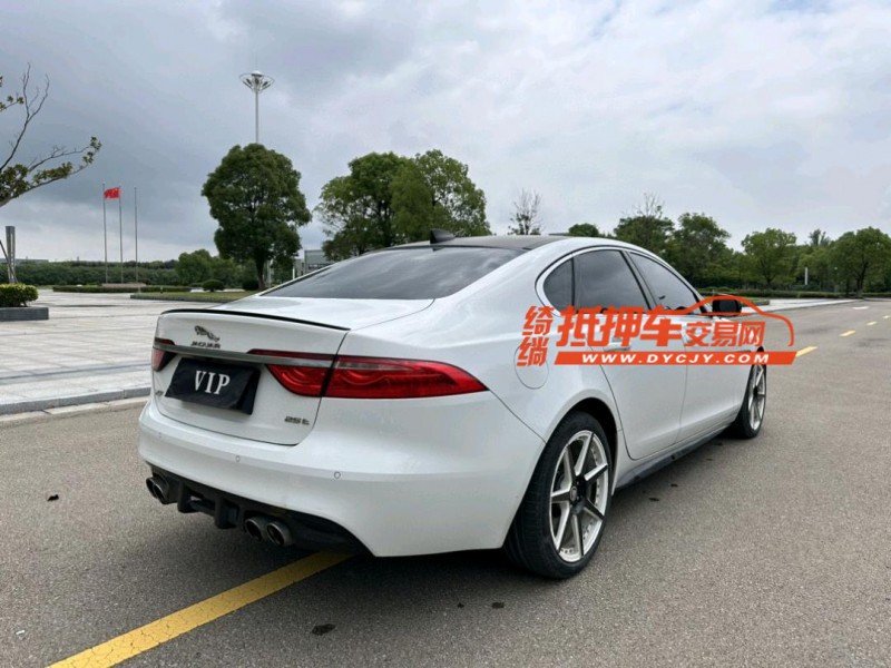 盐城16年捷豹XF8
