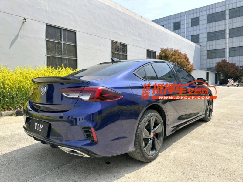 盐城21年别克君威8