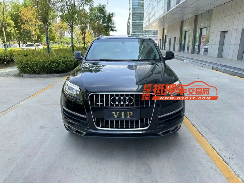 济宁13年奥迪Q71