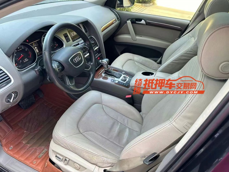 济宁13年奥迪Q76