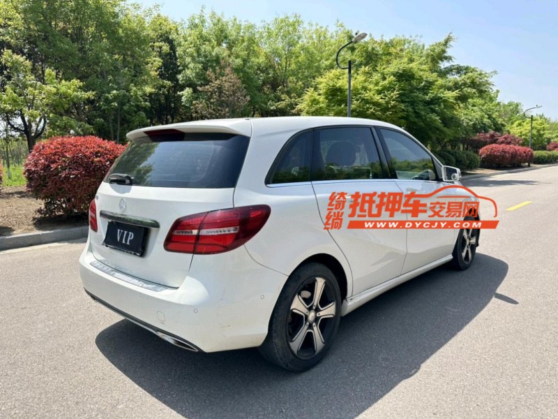 盐城17年奔驰B7