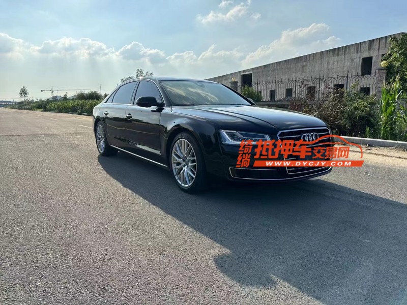 青岛17年奥迪A8L3