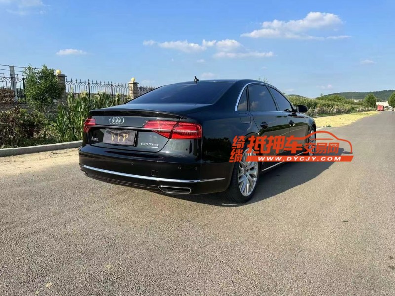 青岛17年奥迪A8L9
