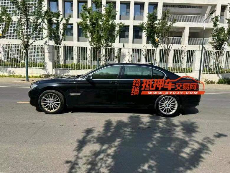 济宁15年宝马7系7