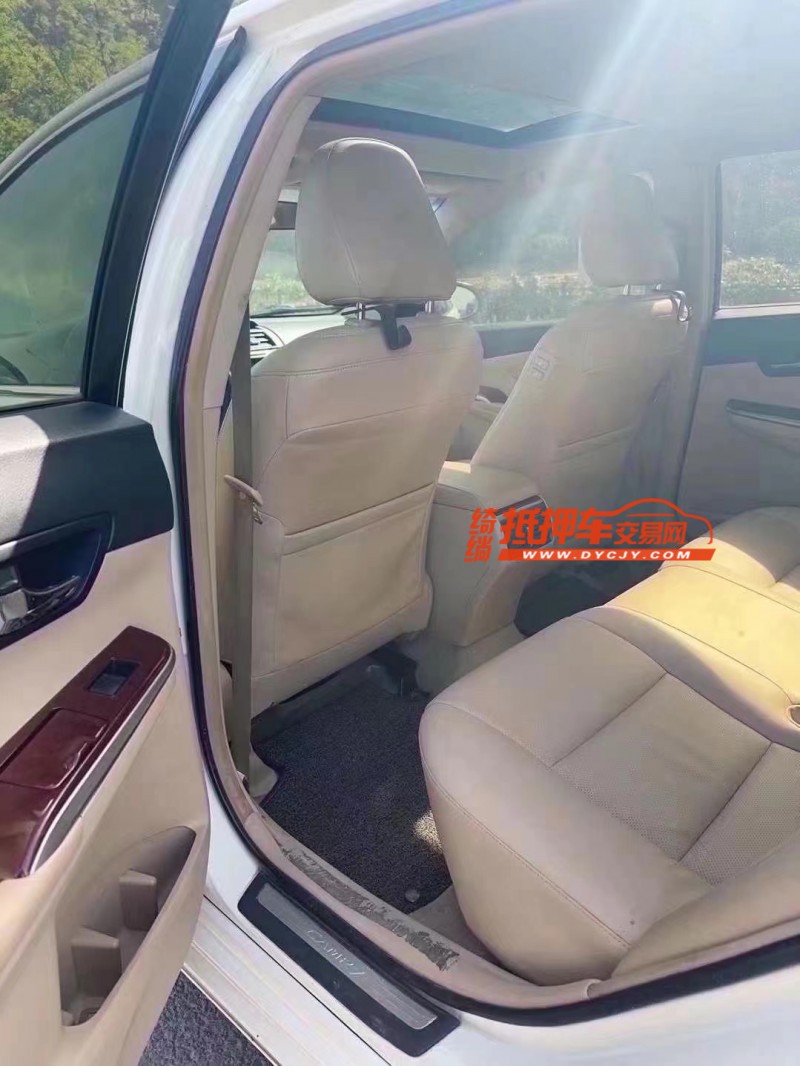 济南13年丰田凯美瑞5