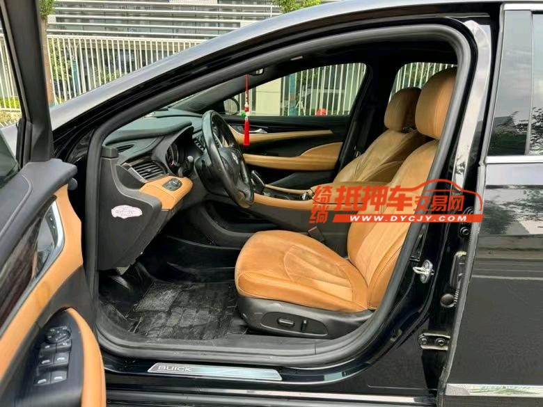 济宁18年别克君越6