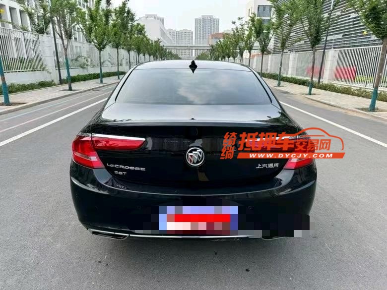 济宁18年别克君越9