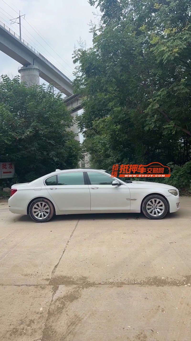 济南14年宝马7系7