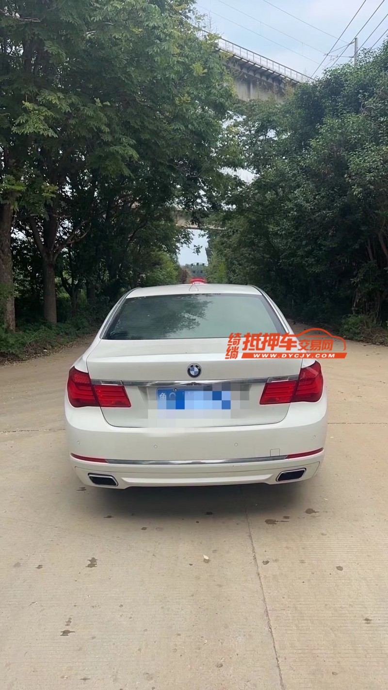 济南14年宝马7系9