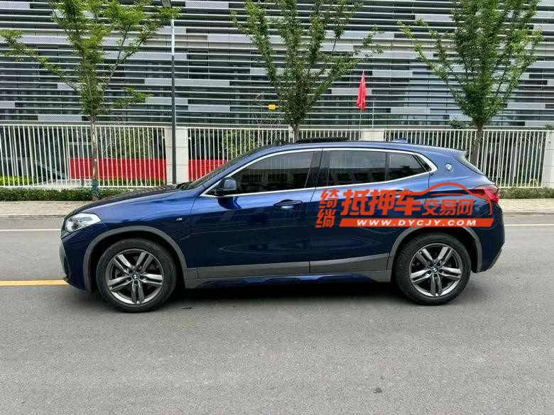 济宁21年宝马X27