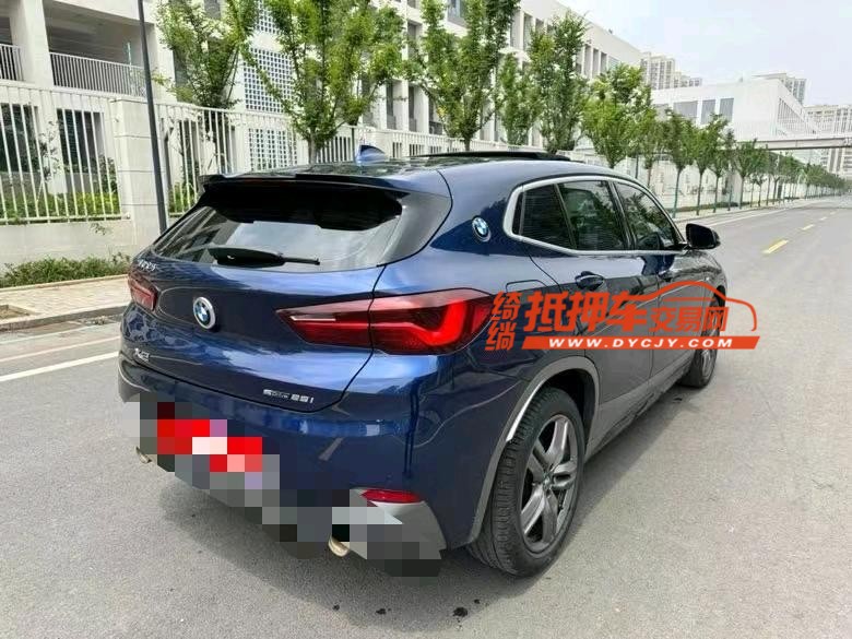 济宁21年宝马X28