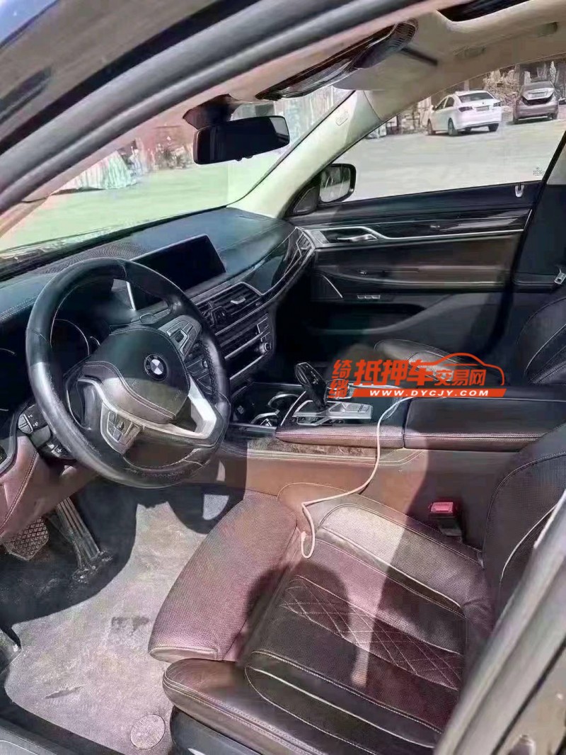 济南17年宝马7系8