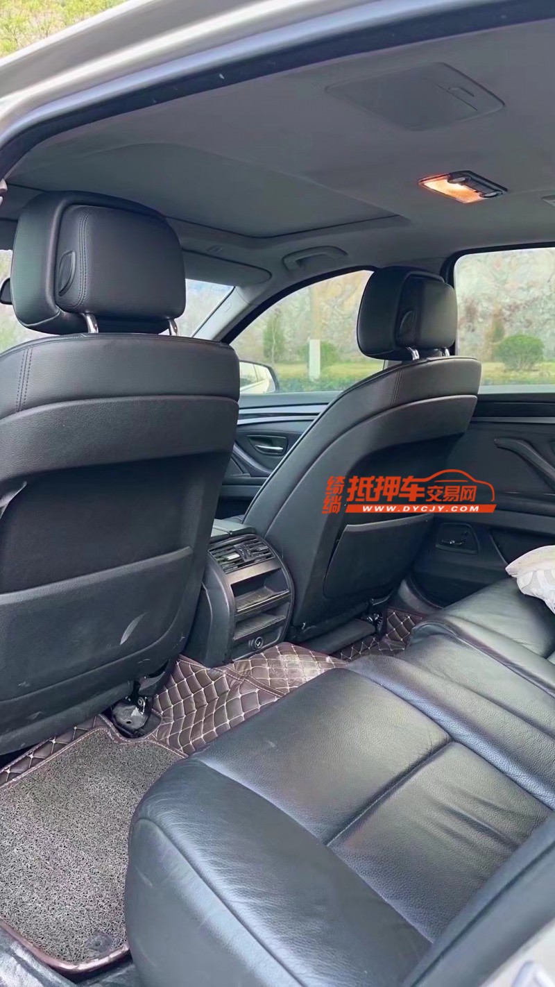 济南12年宝马5系4