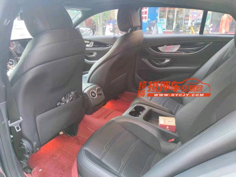 广州19年奔驰AMG4