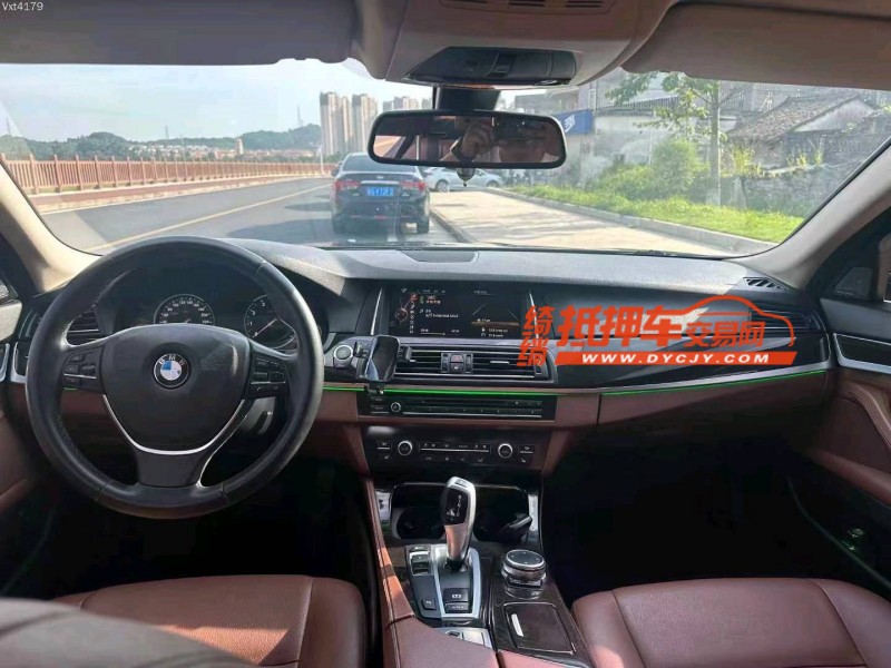 广州17年宝马5系3