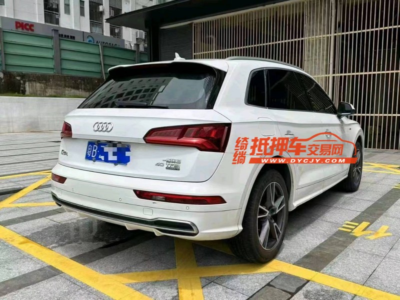 广州19年奥迪Q58