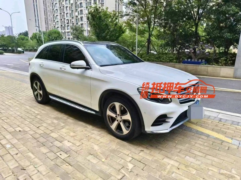 苏州17年奔驰GLC2
