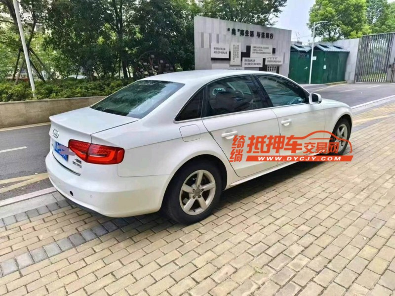 苏州18年奥迪A4L4