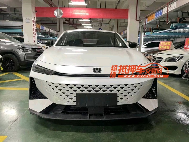 成都24年长安汽车UNI-V1